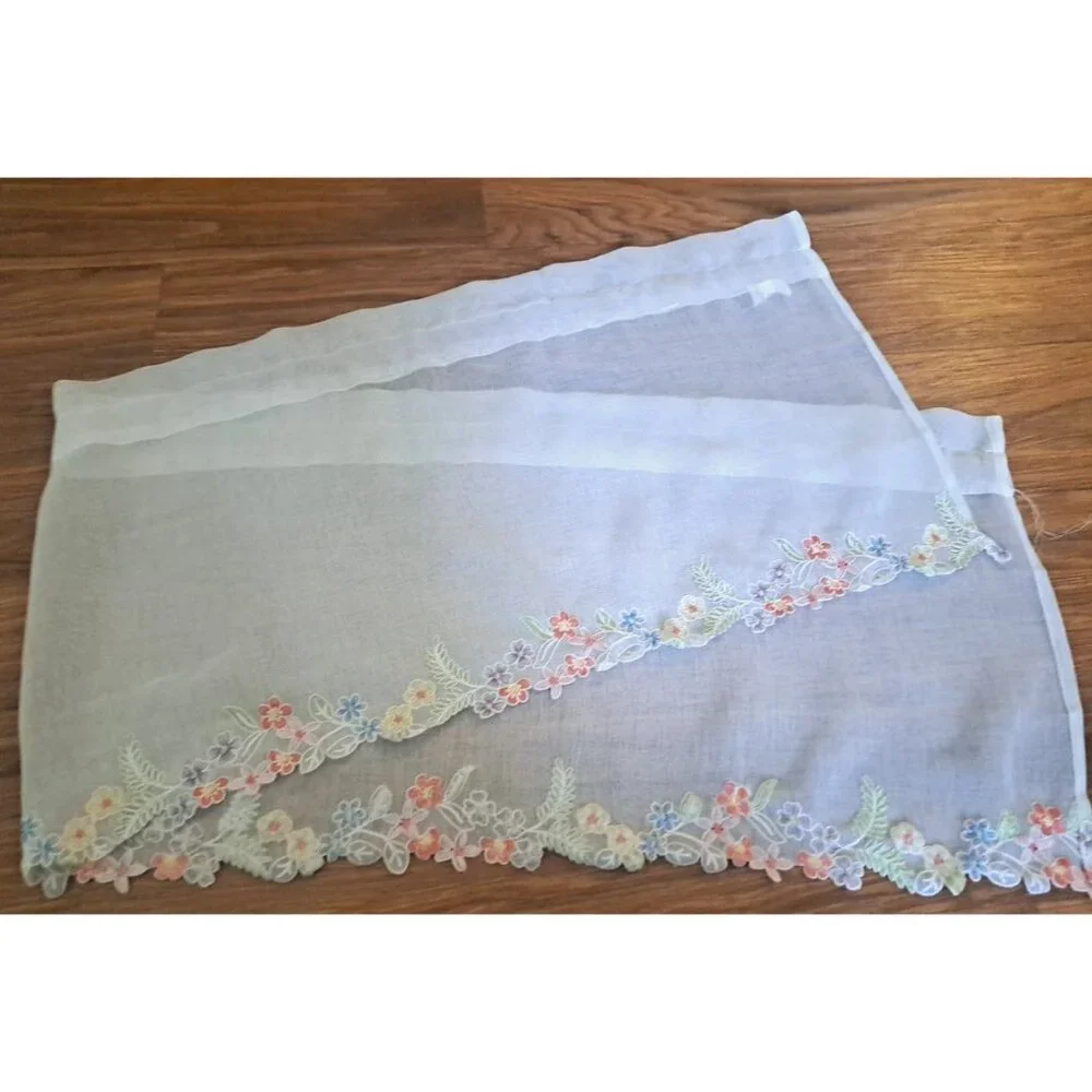 White Sheer Window Valance With Floral Edge Cottage Country Romantic 58x15